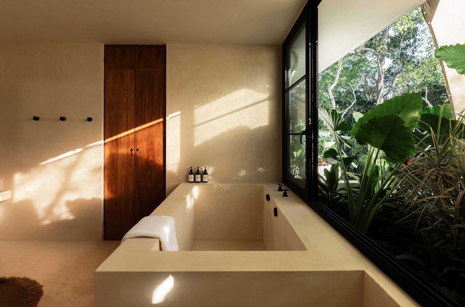 luxury-villa-living-hacienda-babylon-tulum-mexico-12