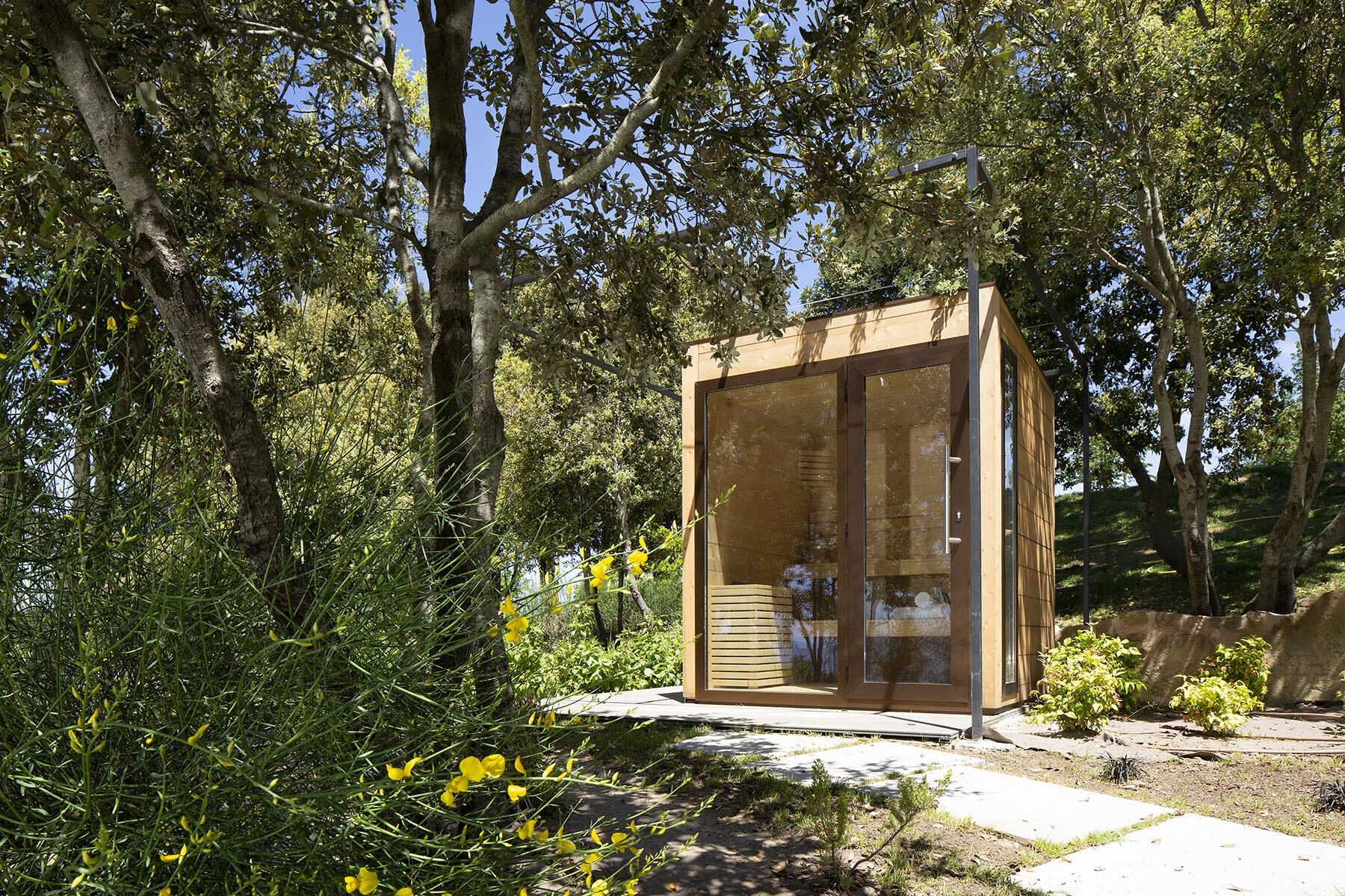 luxury-villa-living-villa-banyaga-umbria-italy-16