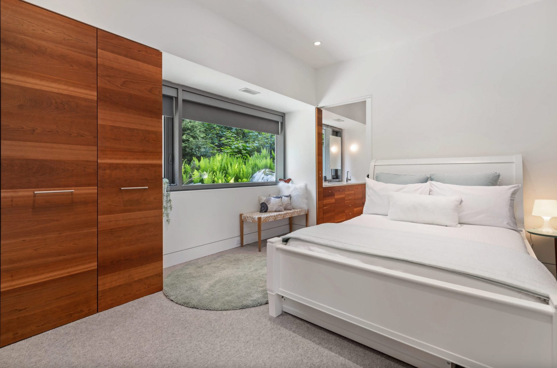 luxury-villa-living-villa-kadenwood-skyhaus-whistler-canada-14