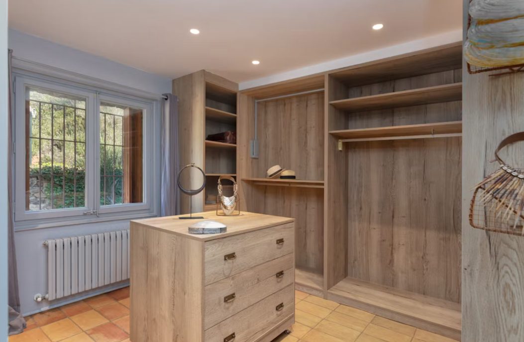 luxury-villa-living-villa-lewsey-girona-spain-14