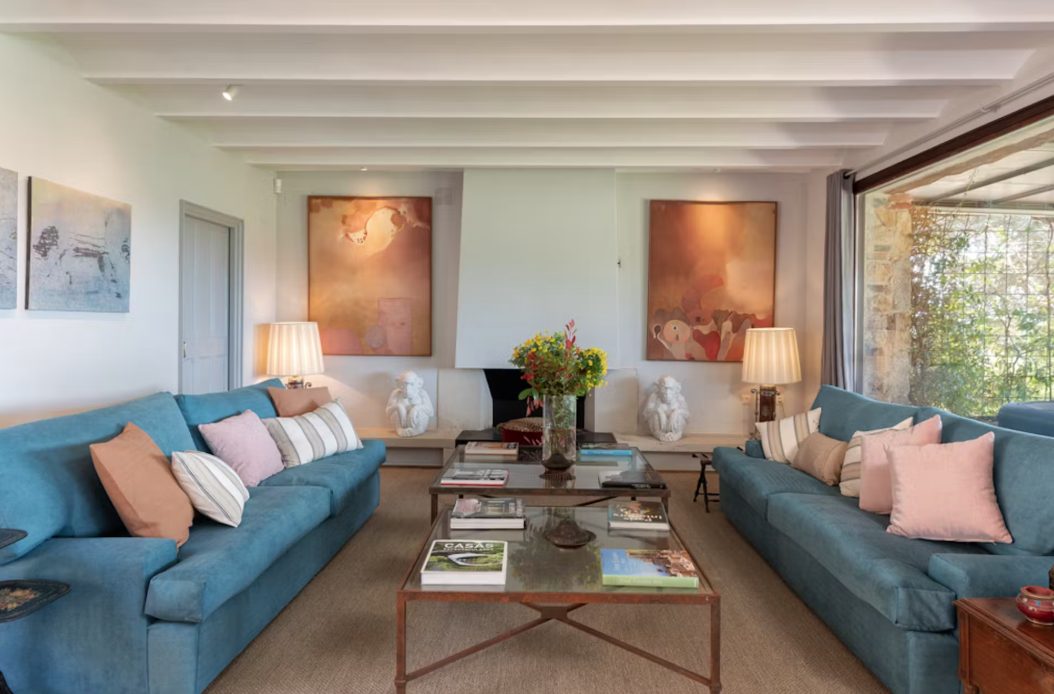 luxury-villa-living-villa-lewsey-girona-spain-4