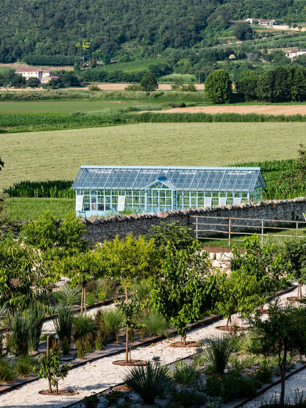 luxury-villa-living-villa-michio-verona-italy-11