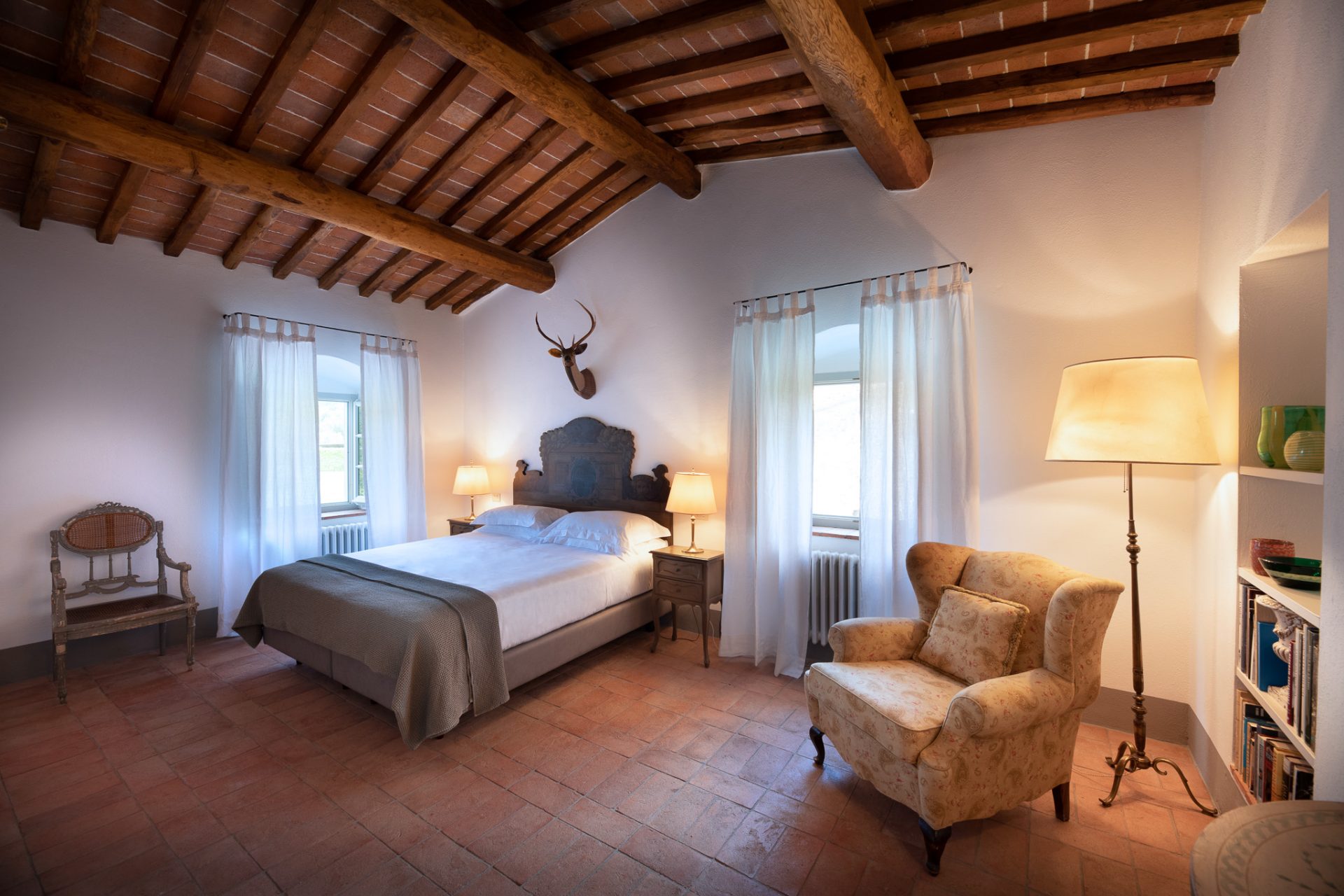 luxury-villa-living-villa-remmal-chianti-tuscany-italy-10