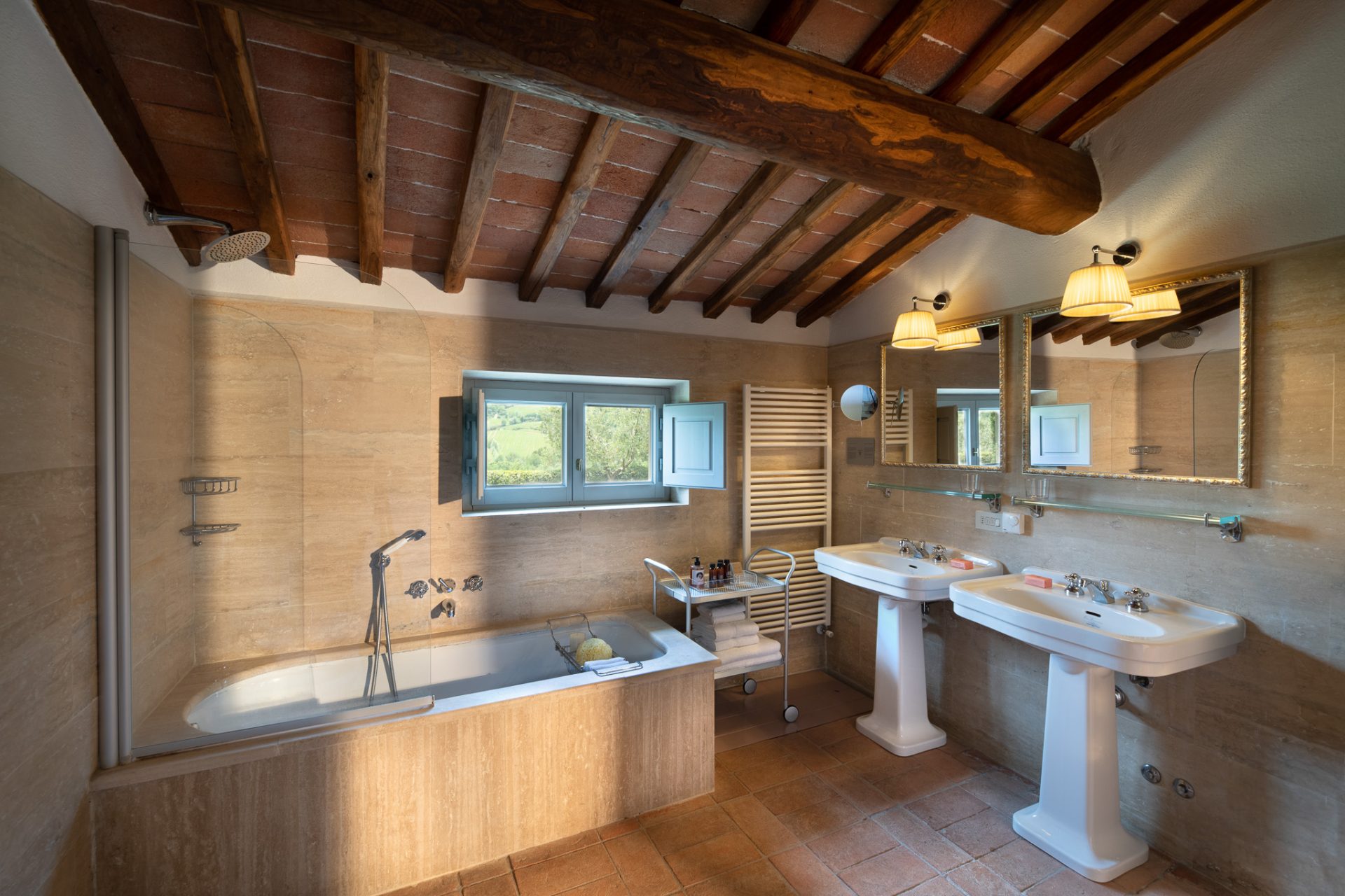 luxury-villa-living-villa-remmal-chianti-tuscany-italy-12