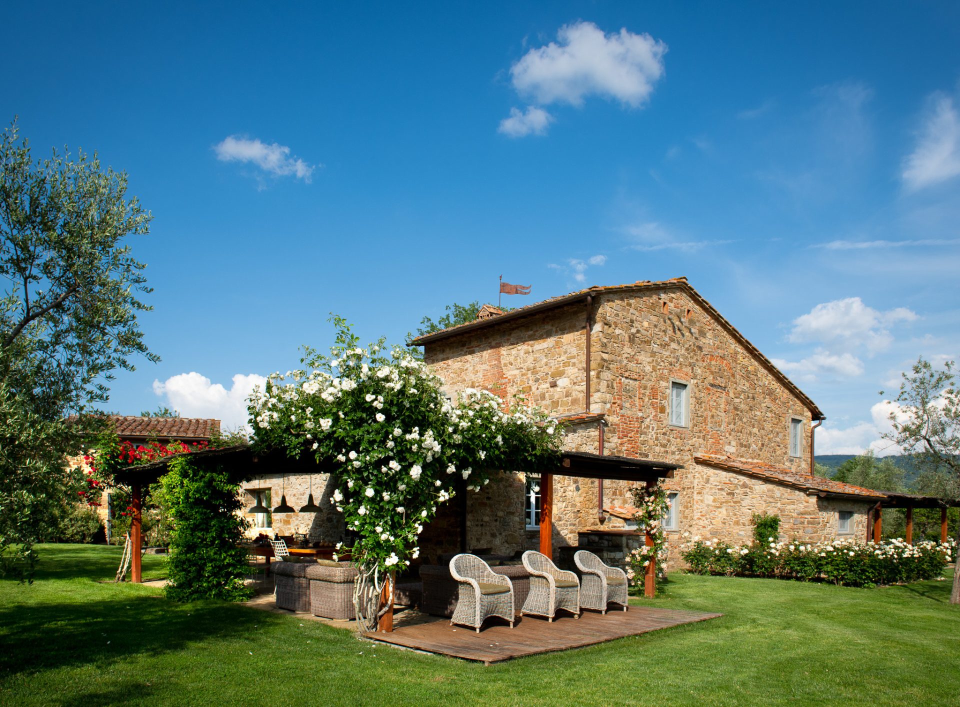 luxury-villa-living-villa-remmal-chianti-tuscany-italy-3