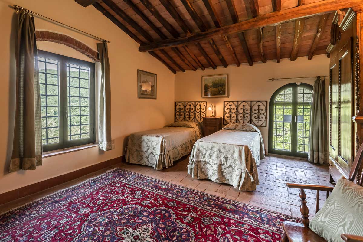 luxury-villa-living-villa-sammons-tuscany-italy-12