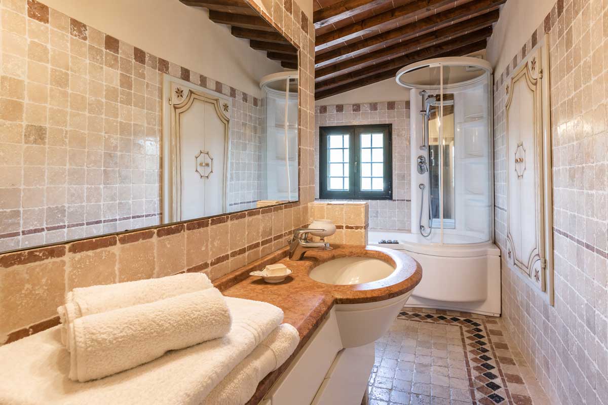 luxury-villa-living-villa-sammons-tuscany-italy-13