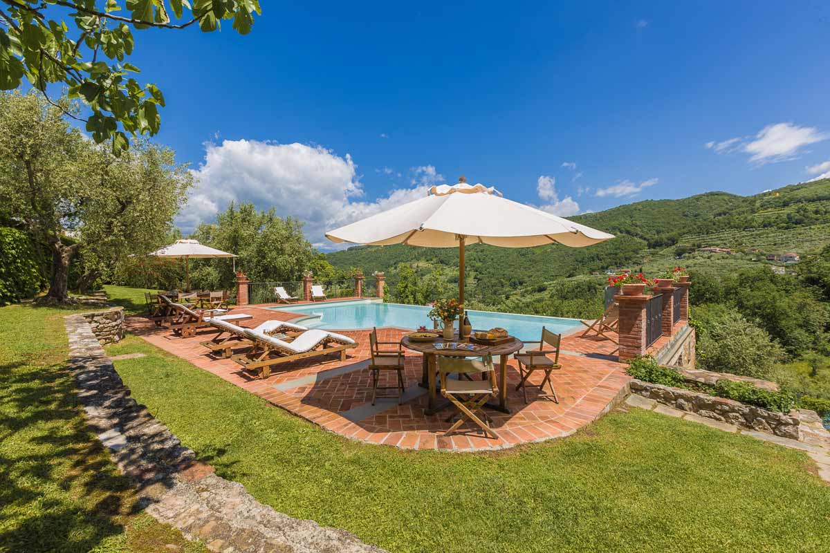 luxury-villa-living-villa-sammons-tuscany-italy-2