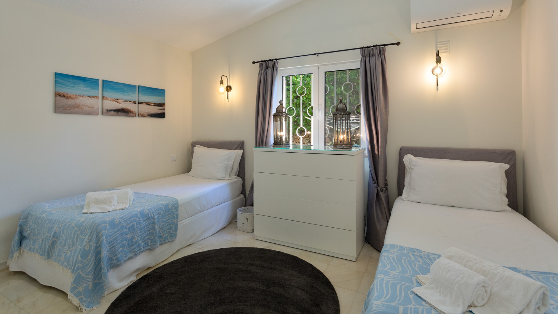 luxury-villa-living-villa-striata-dunas-douradas-portugal-11