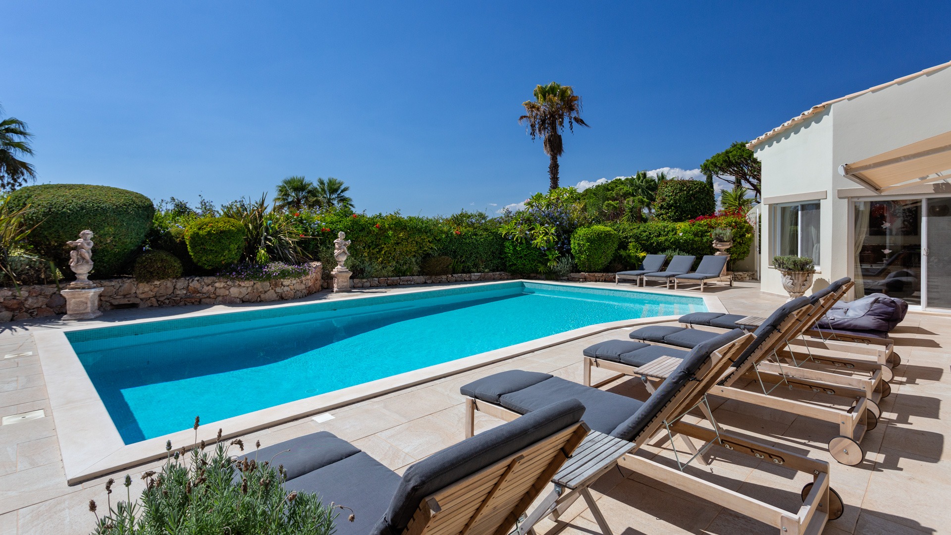 luxury-villa-living-villa-striata-dunas-douradas-portugal-3