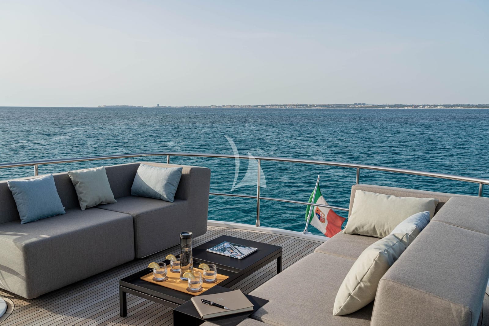 7-SOUL-LUXURY-YACHT