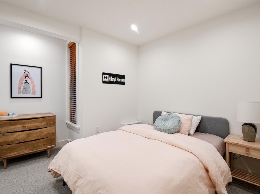 Luxury-Villa-Living-Apex-Hideaway-Whistler-Canada-11 Luxury-Villa-Living-Apex-Hideaway-Whistler-Canada-11