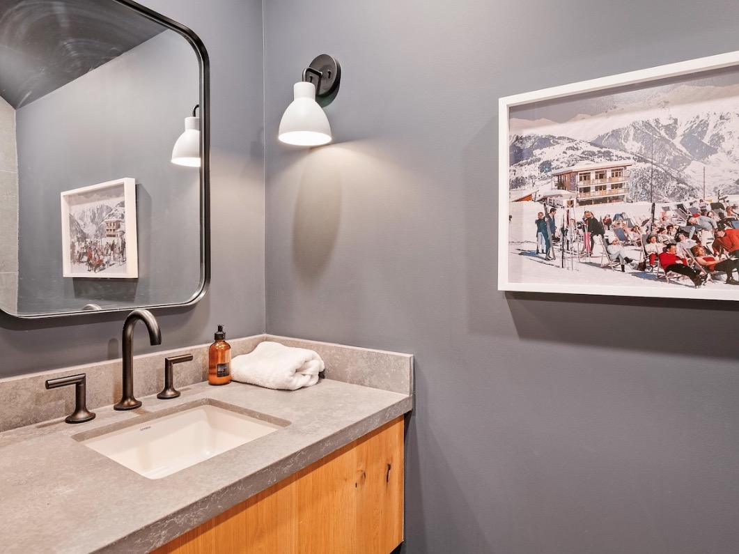 Luxury-Villa-Living-Apex-Hideaway-Whistler-Canada-14 Luxury-Villa-Living-Apex-Hideaway-Whistler-Canada-14