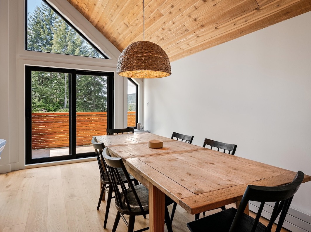 Luxury-Villa-Living-Apex-Hideaway-Whistler-Canada-18 Luxury-Villa-Living-Apex-Hideaway-Whistler-Canada-18