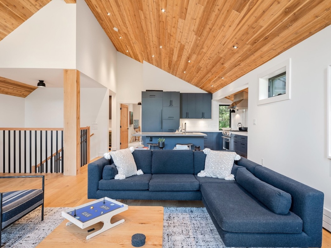 Luxury-Villa-Living-Apex-Hideaway-Whistler-Canada-19 Luxury-Villa-Living-Apex-Hideaway-Whistler-Canada-19