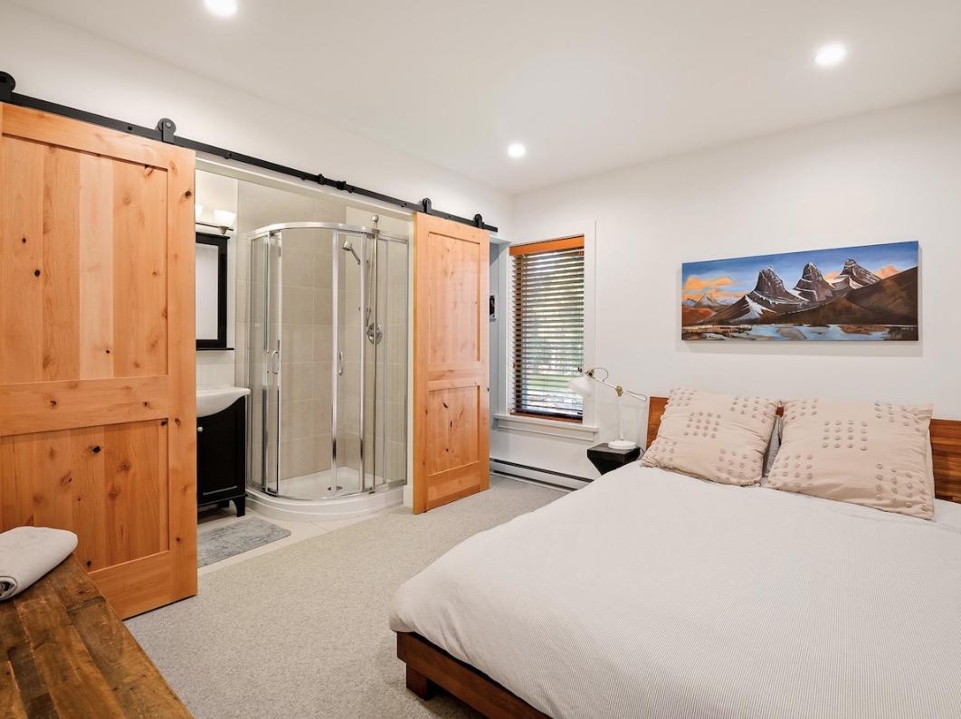 Luxury-Villa-Living-Apex-Hideaway-Whistler-Canada-6 Luxury-Villa-Living-Apex-Hideaway-Whistler-Canada-6