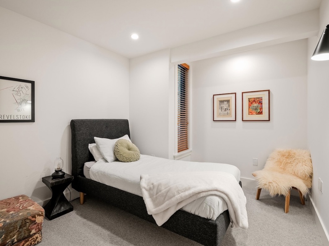 Luxury-Villa-Living-Apex-Hideaway-Whistler-Canada-8 Luxury-Villa-Living-Apex-Hideaway-Whistler-Canada-8