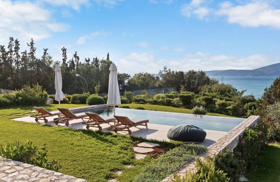 Luxury-Villa-Living-Villa-Aria-Greece-1