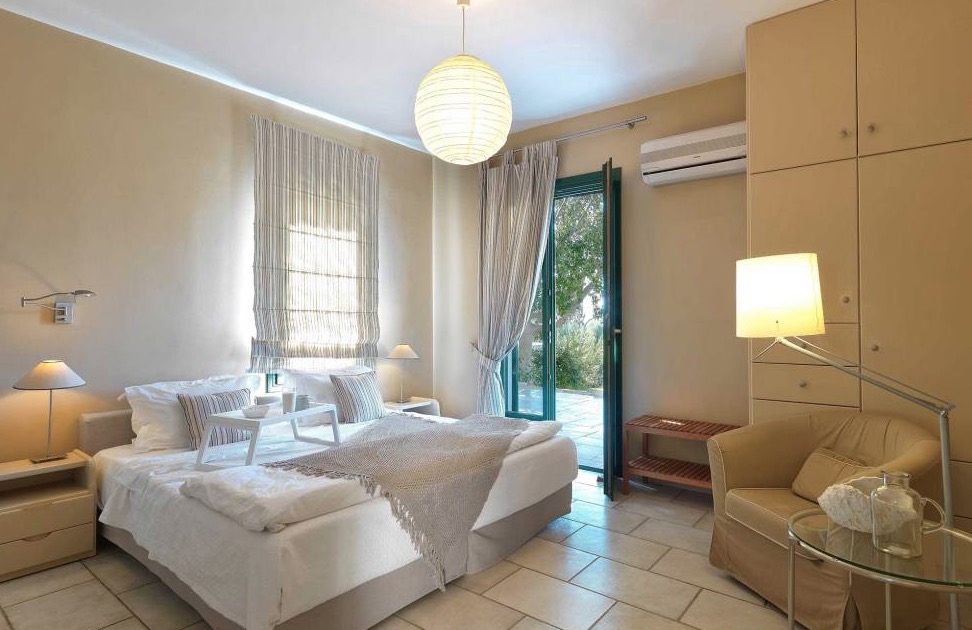 Luxury-Villa-Living-Villa-Aria-Greece-10