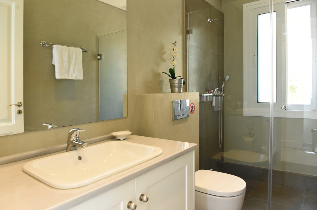 Luxury-Villa-Living-Villa-Gournes-Porto-Heli-Greece-1