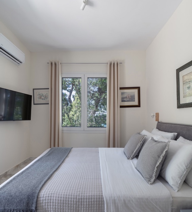 Luxury-Villa-Living-Villa-Santa-Maria-Greece-11