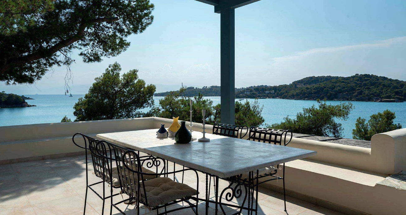 Luxury-Villa-Living-Villa-Santa-Maria-Greece-8