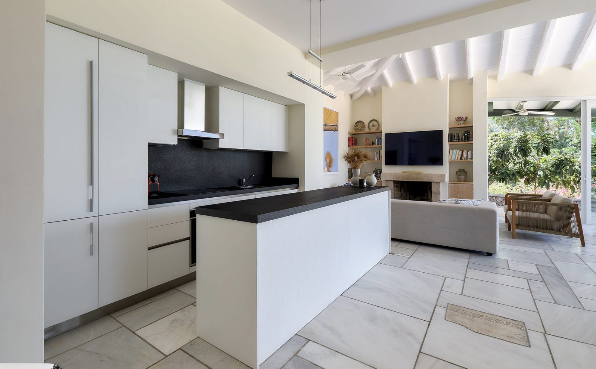 Luxury_Villa_Living_Villa_Mantella_Porto_Cheli_Greece13