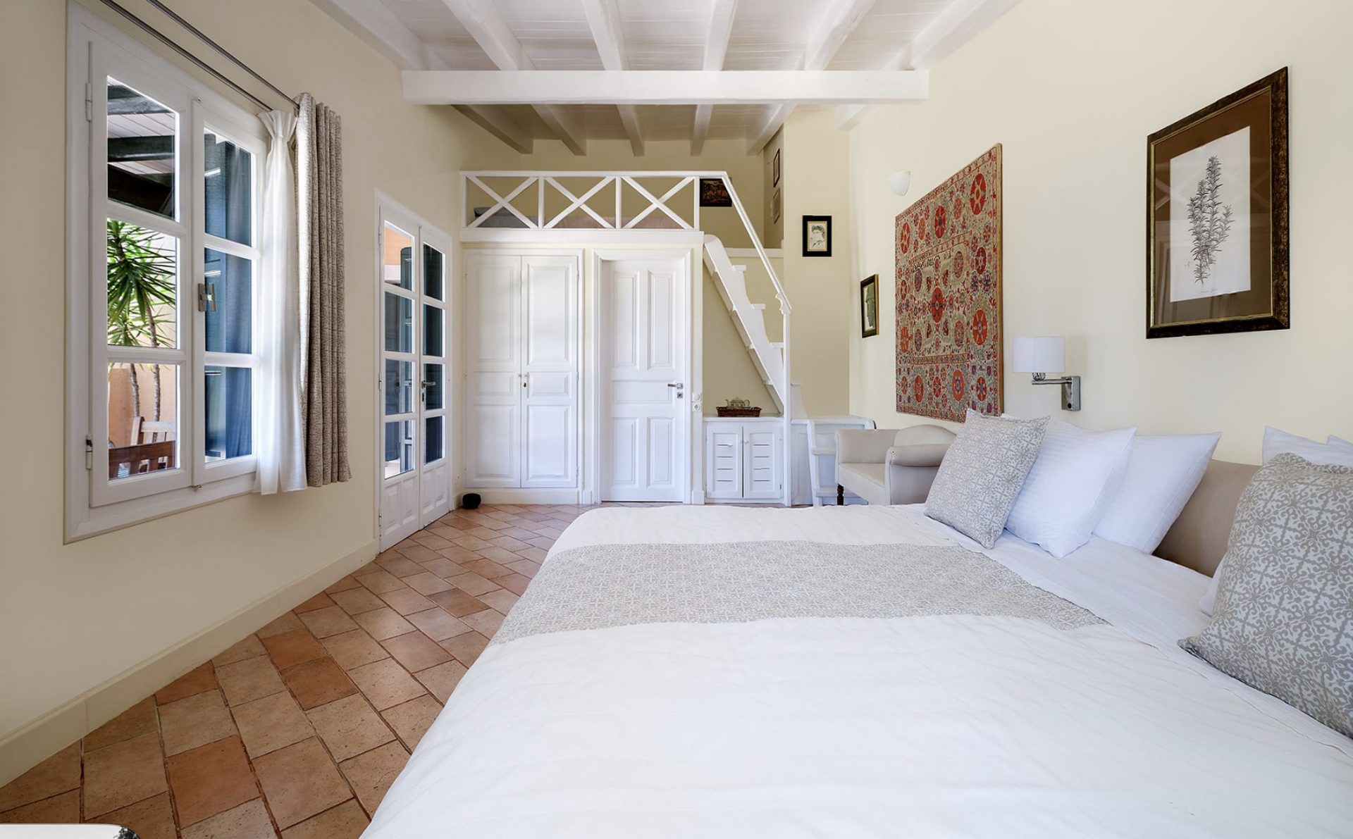 Luxury_Villa_Living_Villa_Mantella_Porto_Cheli_Greece3