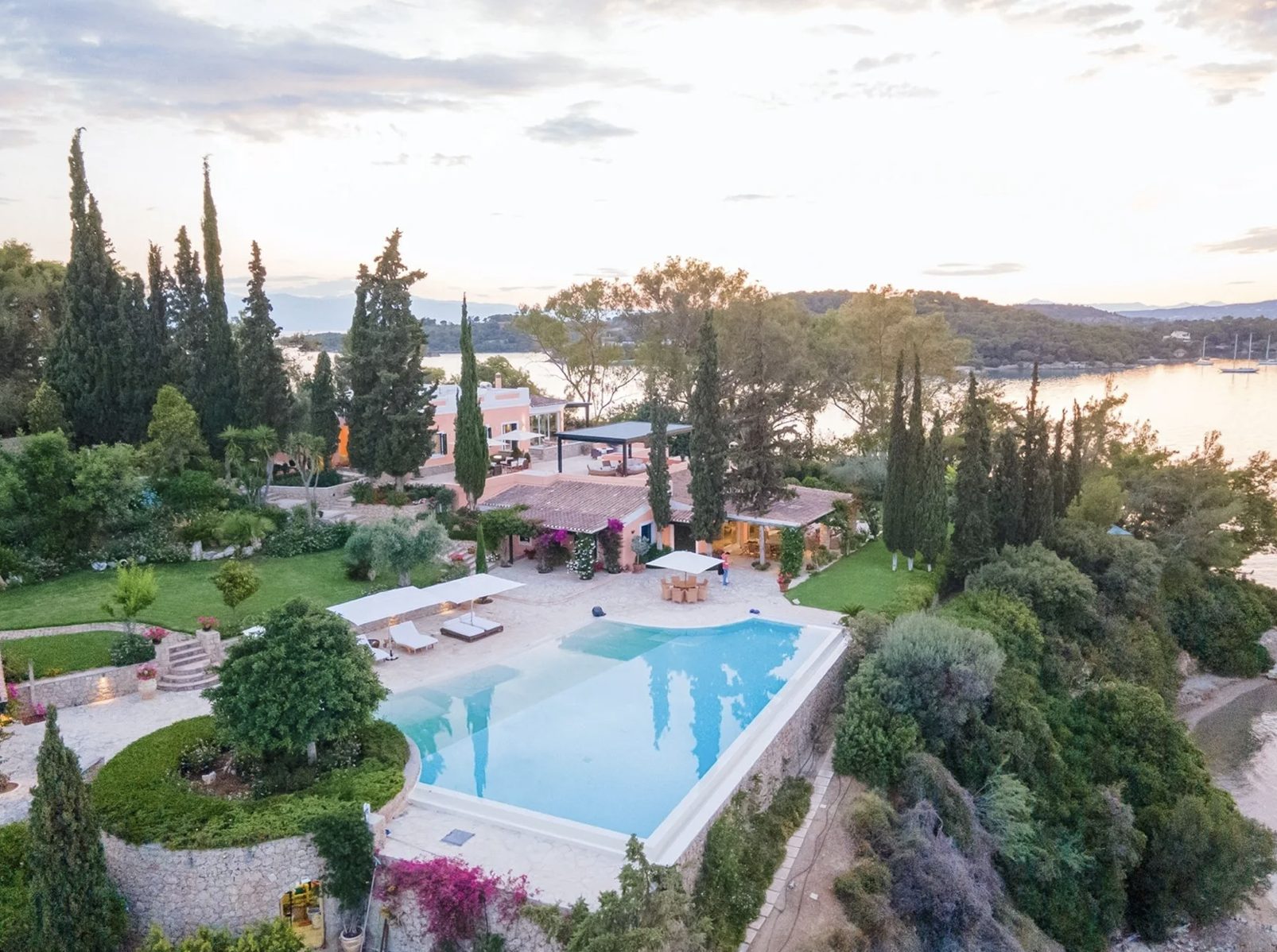 Screenshot 2025-10-22 at 10.53.03