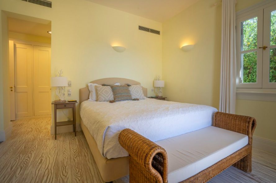 Screenshot 2025-10-27 at 13.51.06