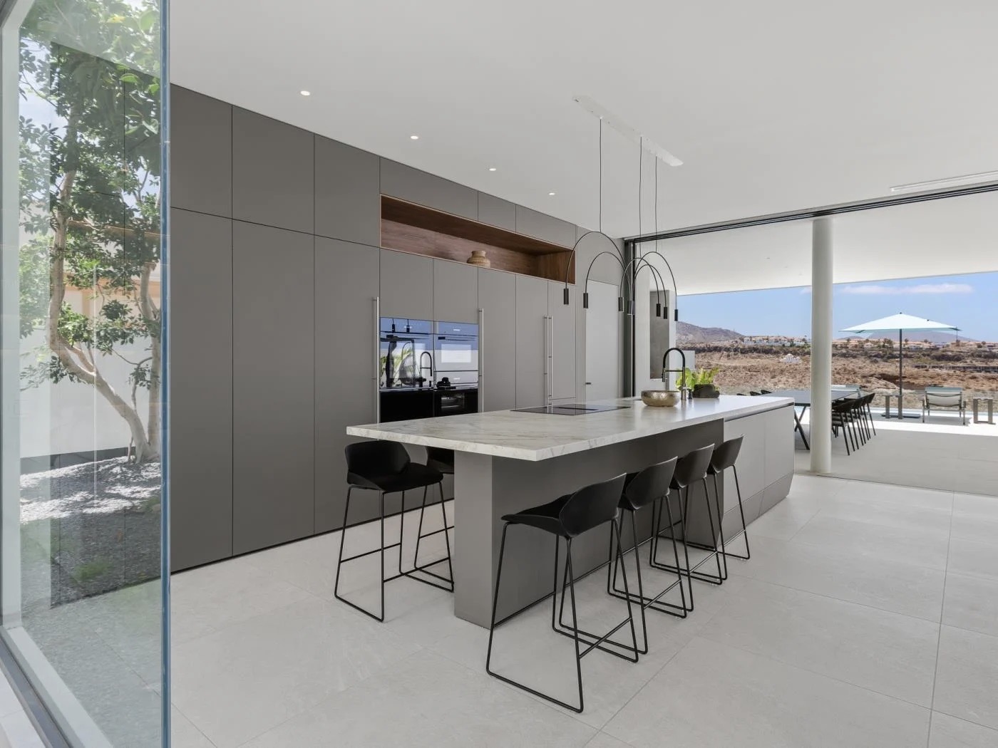 luxury-villa-living-casa-garcia-adeje-tenerife-11