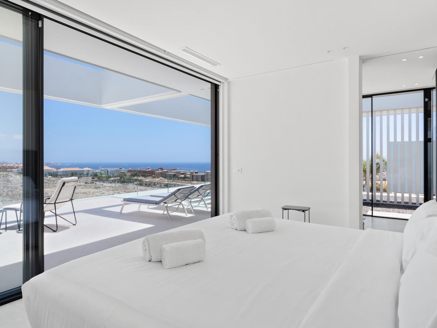 luxury-villa-living-casa-garcia-adeje-tenerife-7