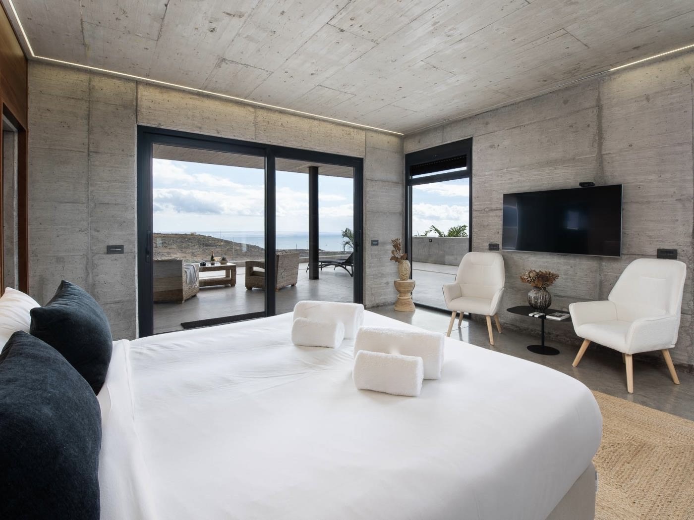 luxury-villa-living-casa-oasis-adeje-tenerife-10 luxury-villa-living-casa-oasis-adeje-tenerife-10