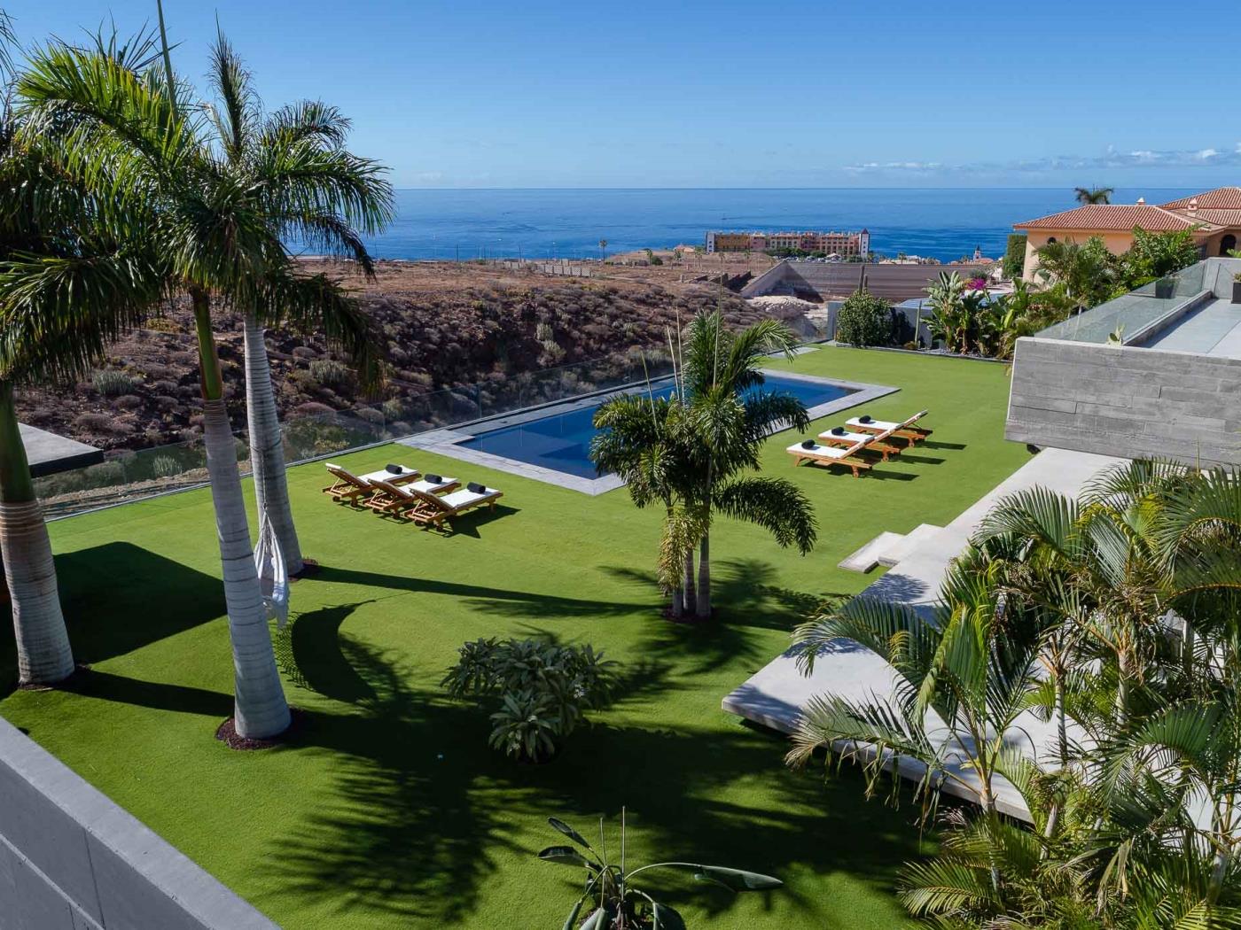 luxury-villa-living-casa-oasis-adeje-tenerife-2 luxury-villa-living-casa-oasis-adeje-tenerife-2