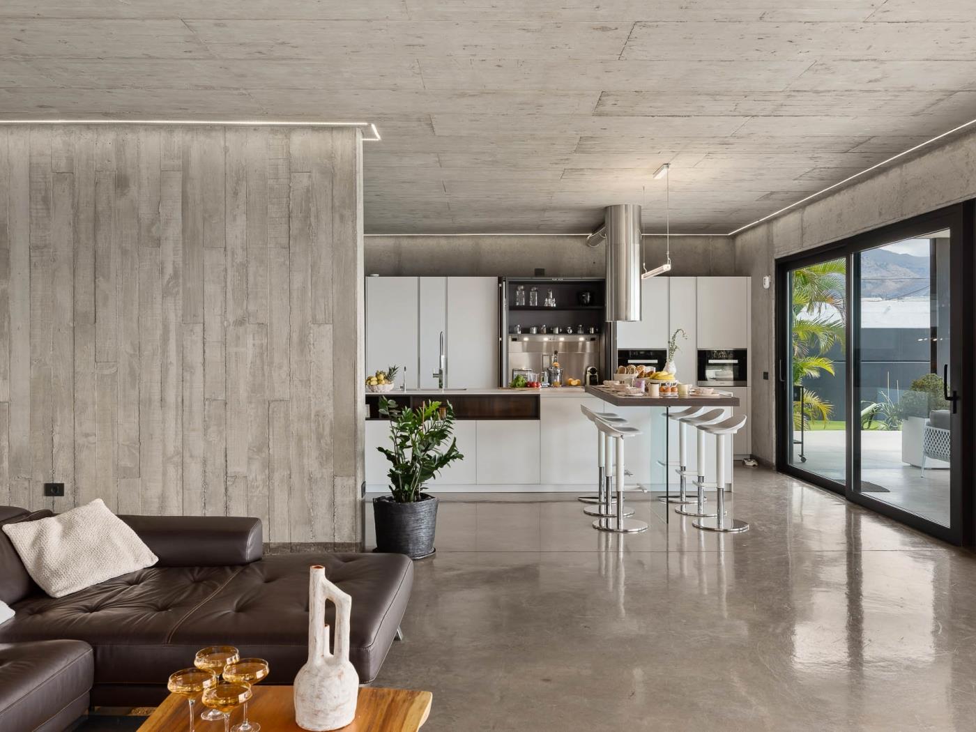 luxury-villa-living-casa-oasis-adeje-tenerife-5 luxury-villa-living-casa-oasis-adeje-tenerife-5