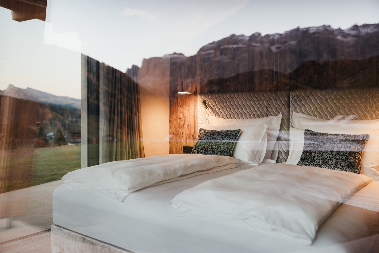 luxury-villa-living-chalet-orial-selva-dolomites-italy-7