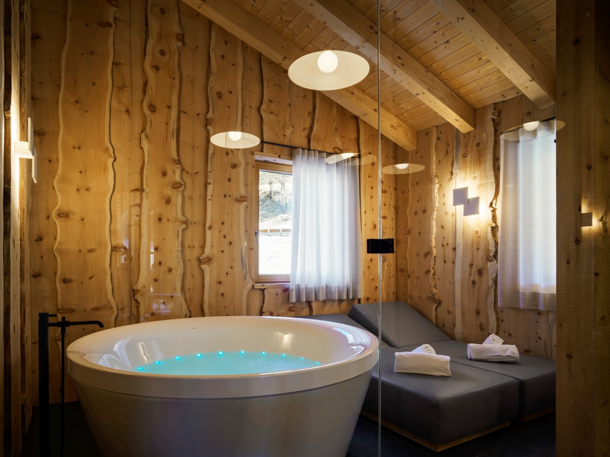 luxury-villa-living-chalet-servi-cortina-dolomites-italy-16