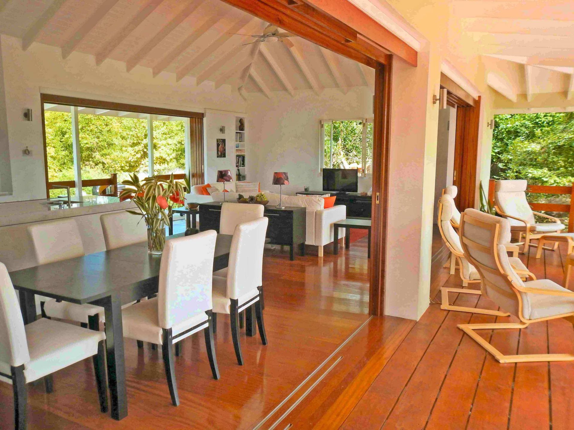 luxury-villa-living-iguana-rock-bequia-st-vincent-and-the-grenadines-5