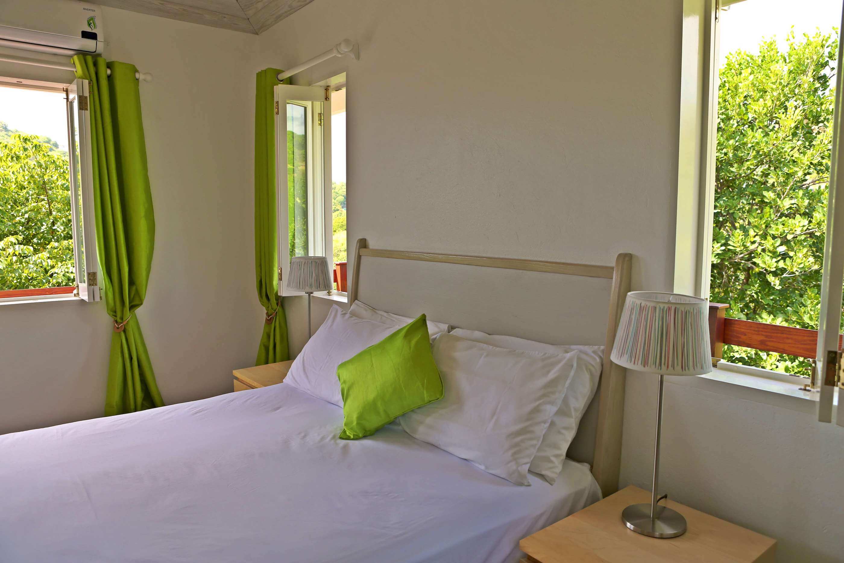 luxury-villa-living-iguana-rock-bequia-st-vincent-and-the-grenadines-7