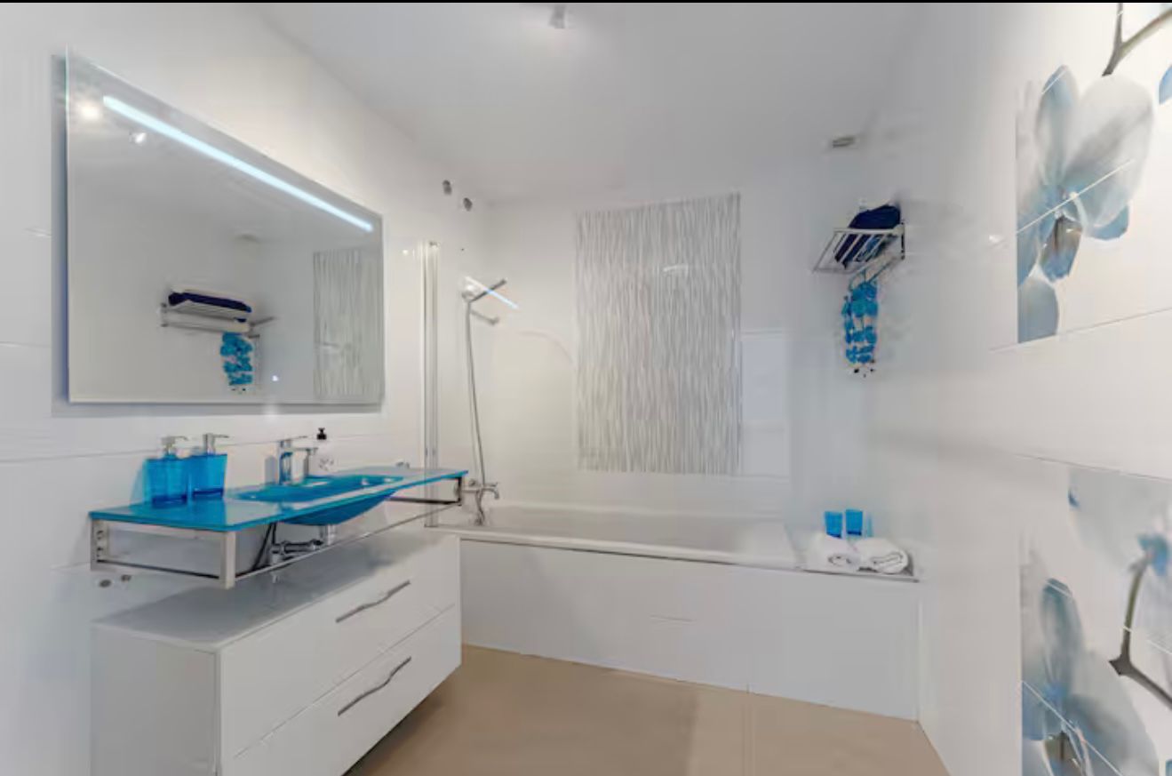 luxury-villa-living-villa-galego-adeje-tenerife-canary-islands-16