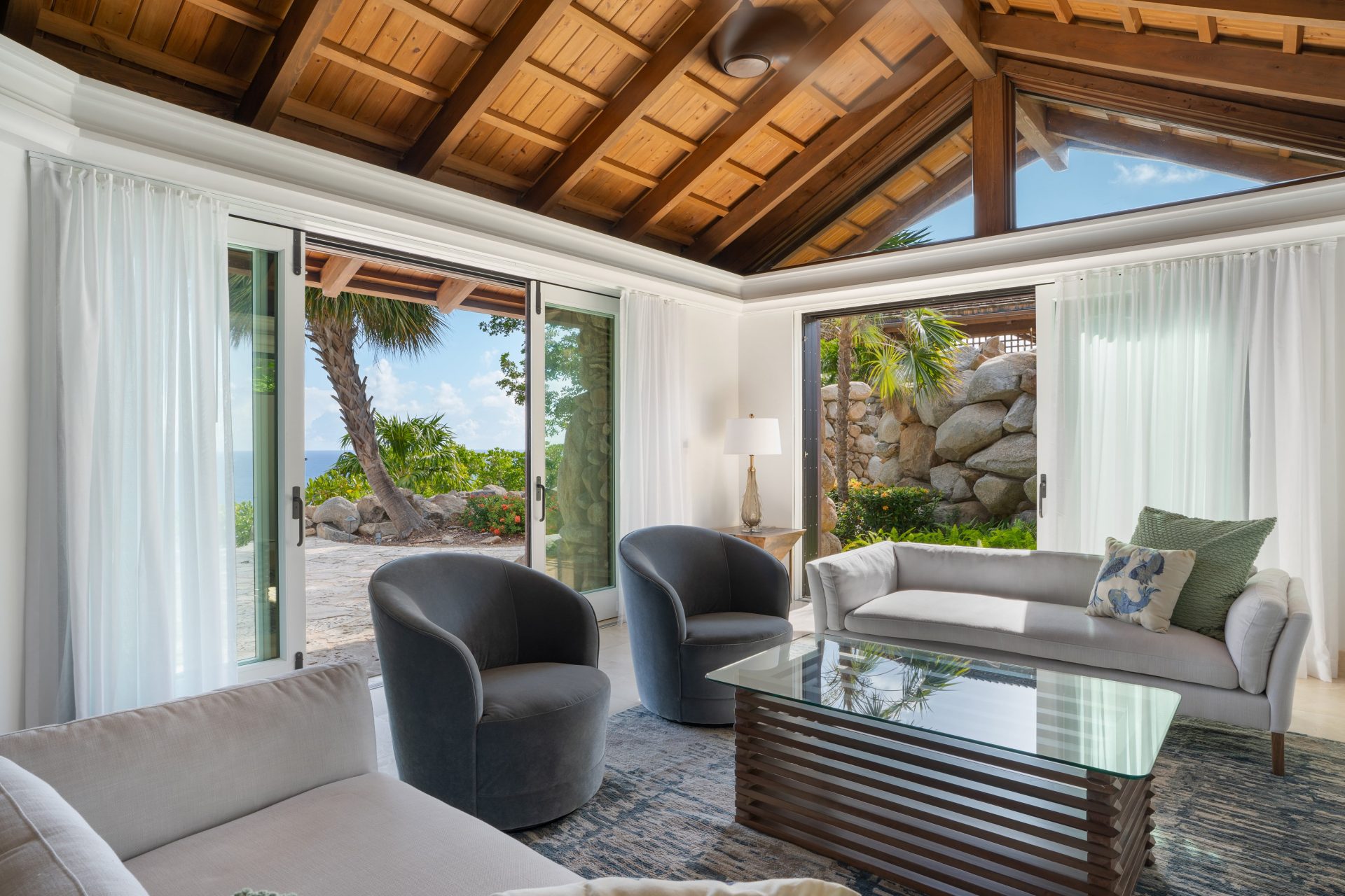luxury-villa-living-wings-oil-nut-bay-british-virgin-islands-10