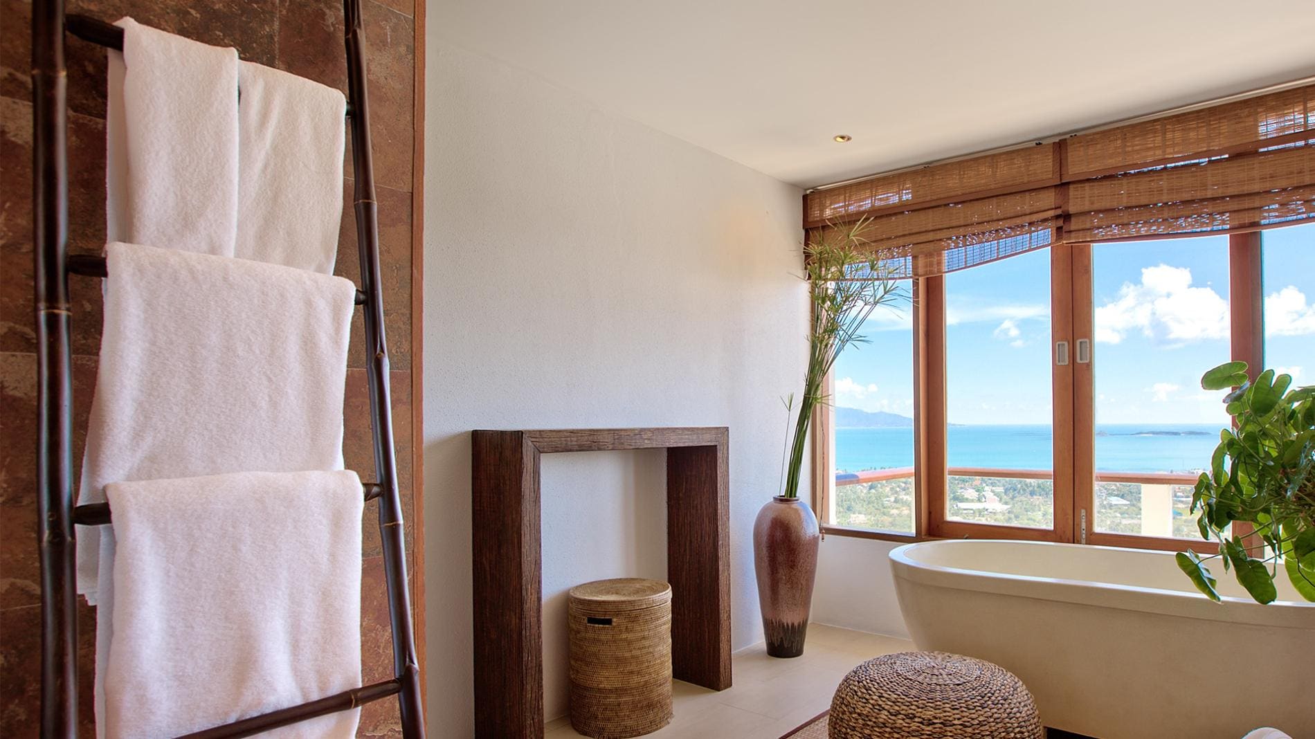 Luxury-4-Bed-Villa-in-Koh-Samui-Thailand-Villa-Hillside-Lealay-10