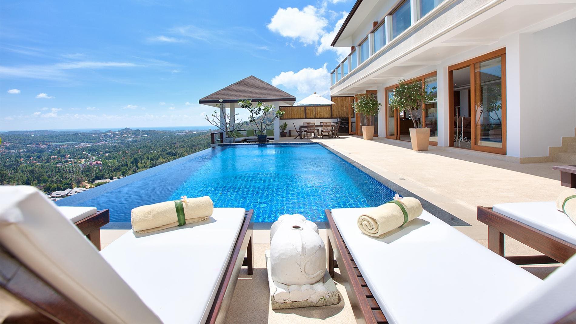 Luxury-4-Bed-Villa-in-Koh-Samui-Thailand-Villa-Hillside-Lealay-3