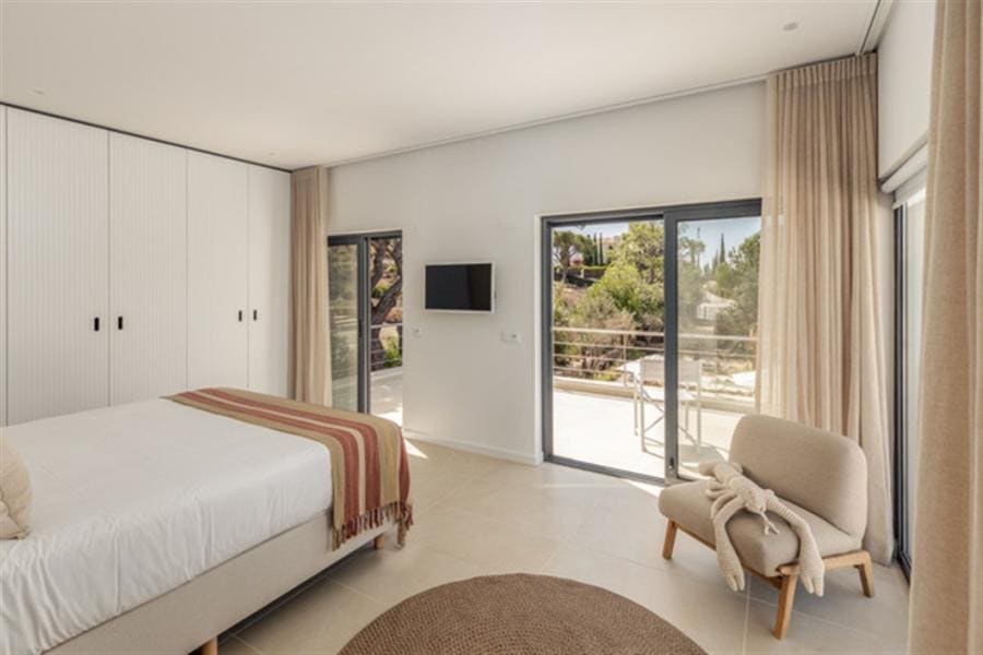 Luxury-4-Bed-Villa-in-Portugal-Villa-Gooch-10 Luxury-4-Bed-Villa-in-Portugal-Villa-Gooch-10