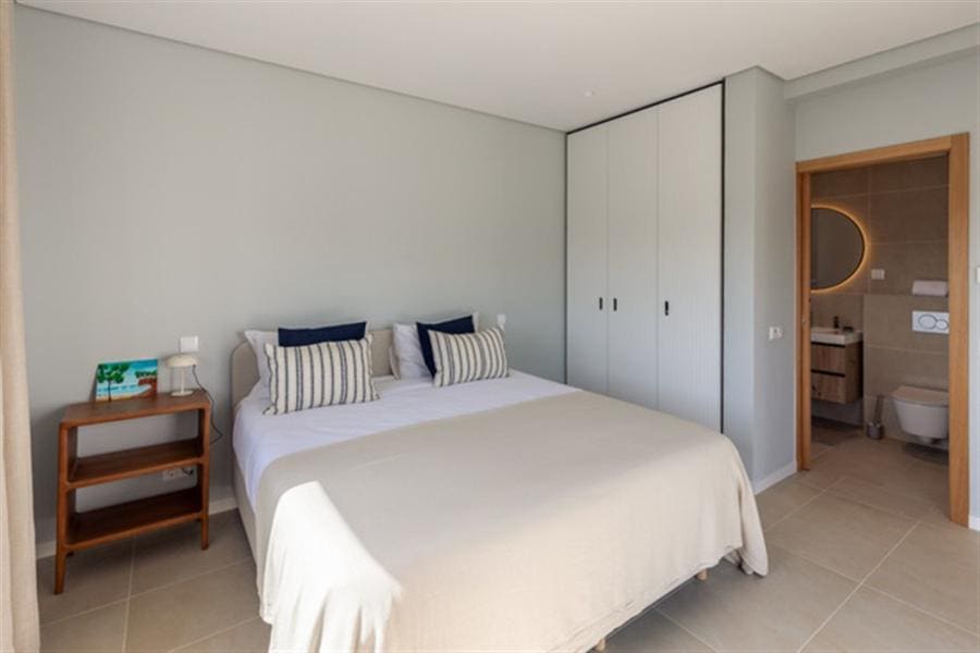 Luxury-4-Bed-Villa-in-Portugal-Villa-Gooch-13 Luxury-4-Bed-Villa-in-Portugal-Villa-Gooch-13