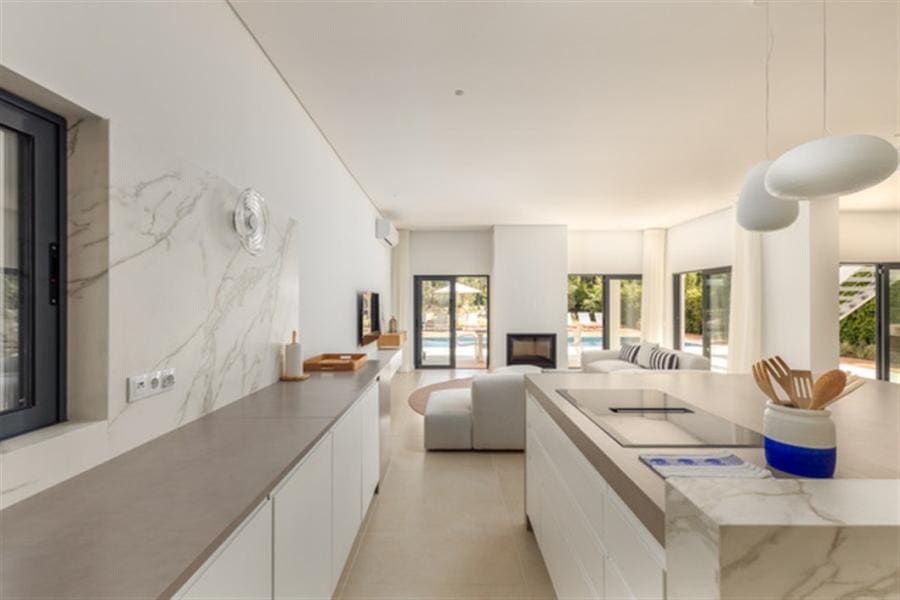 Luxury-4-Bed-Villa-in-Portugal-Villa-Gooch-8 Luxury-4-Bed-Villa-in-Portugal-Villa-Gooch-8