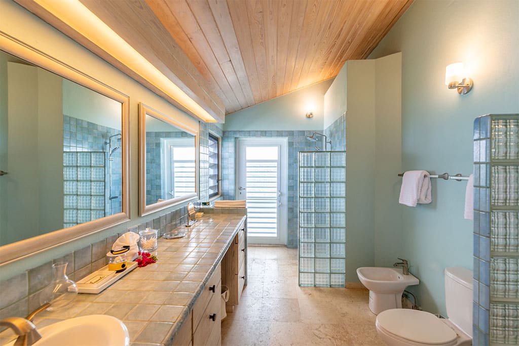 Luxury-5-Bedroom-Villa-Virgin-Gorda-Anniversary-House-Villa-Bathroom
