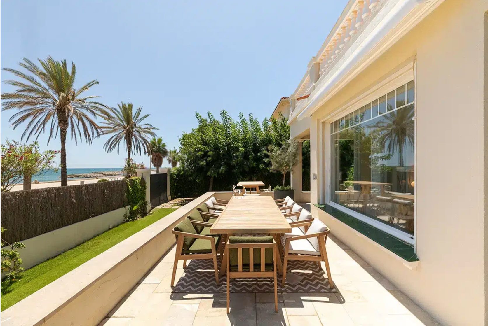Luxury-6-Bed-Villa-in-Barcelona-Villa-Rad-1