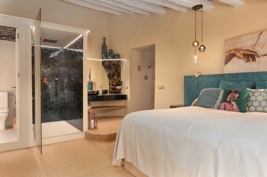 Luxury-Villa-Living-Can-Font-de-Montanya-Spain-19