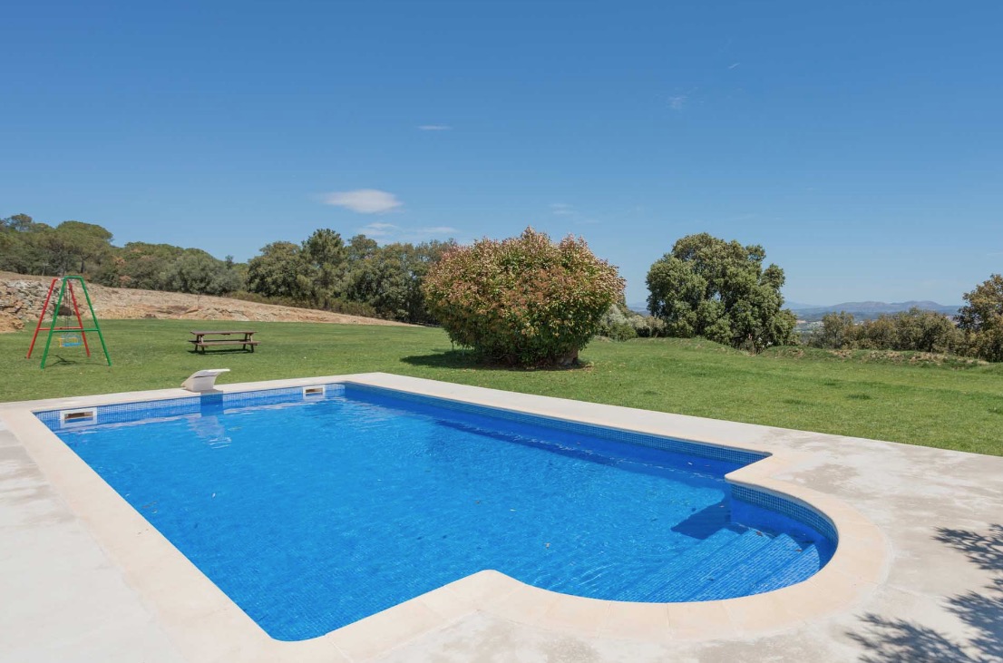 Luxury-Villa-Living-Can-Font-de-Montanya-Spain-4